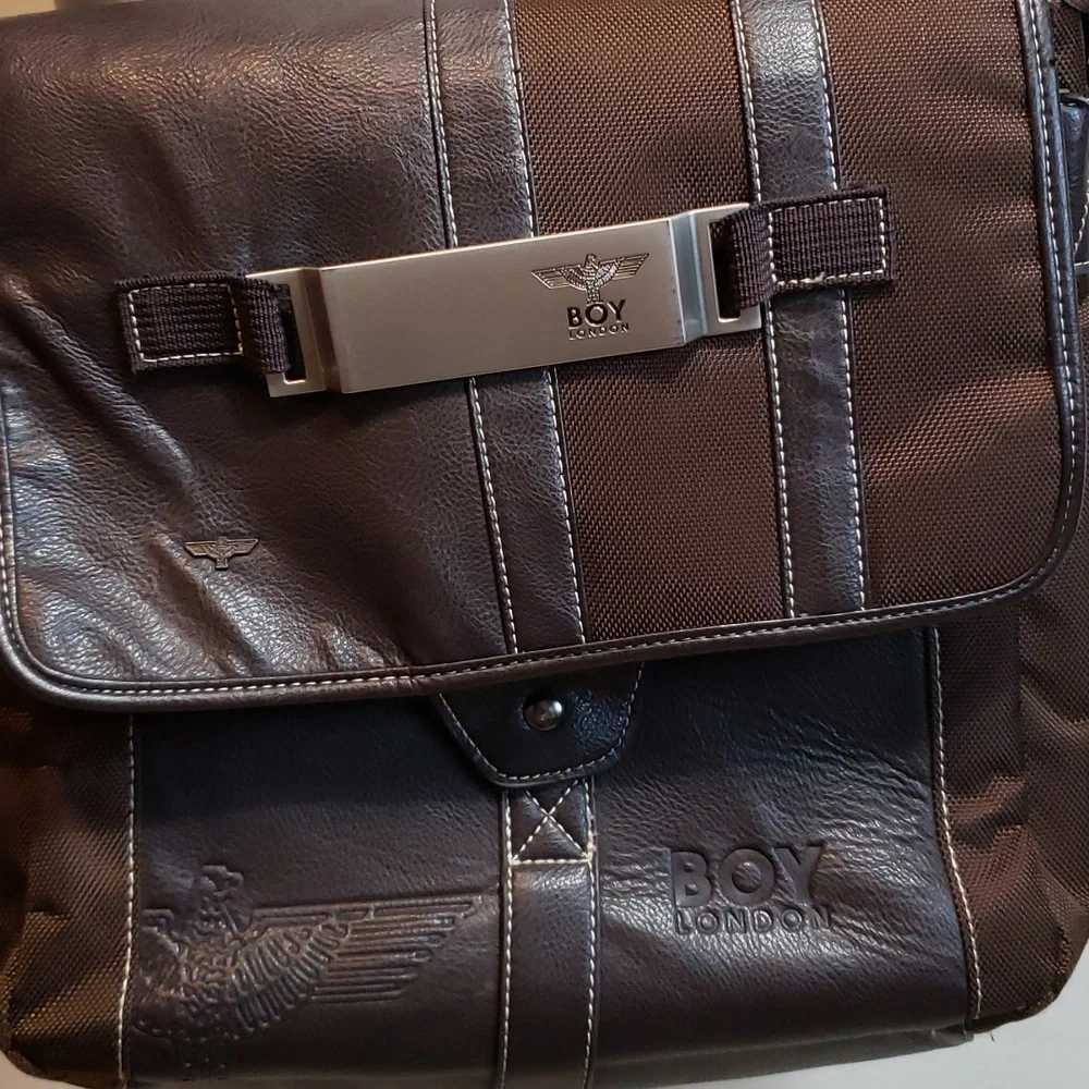 BOY LONDON Messenger Bag Faux Leather and Cordura - Picture 3 of 16